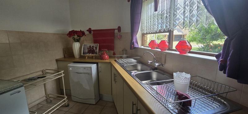 4 Bedroom Property for Sale in Glentana Western Cape